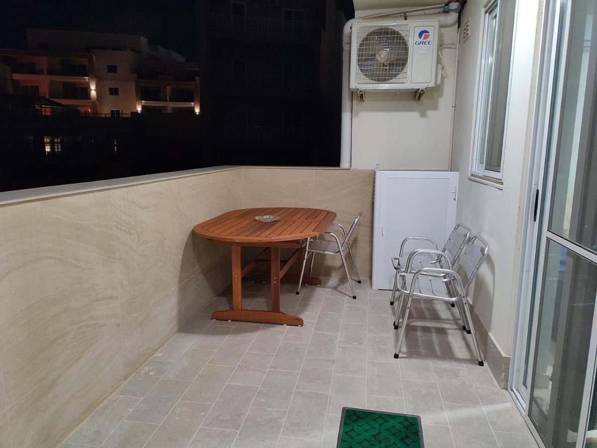 One Bed Room Apartment With Terrace Marsaskala Exterior photo