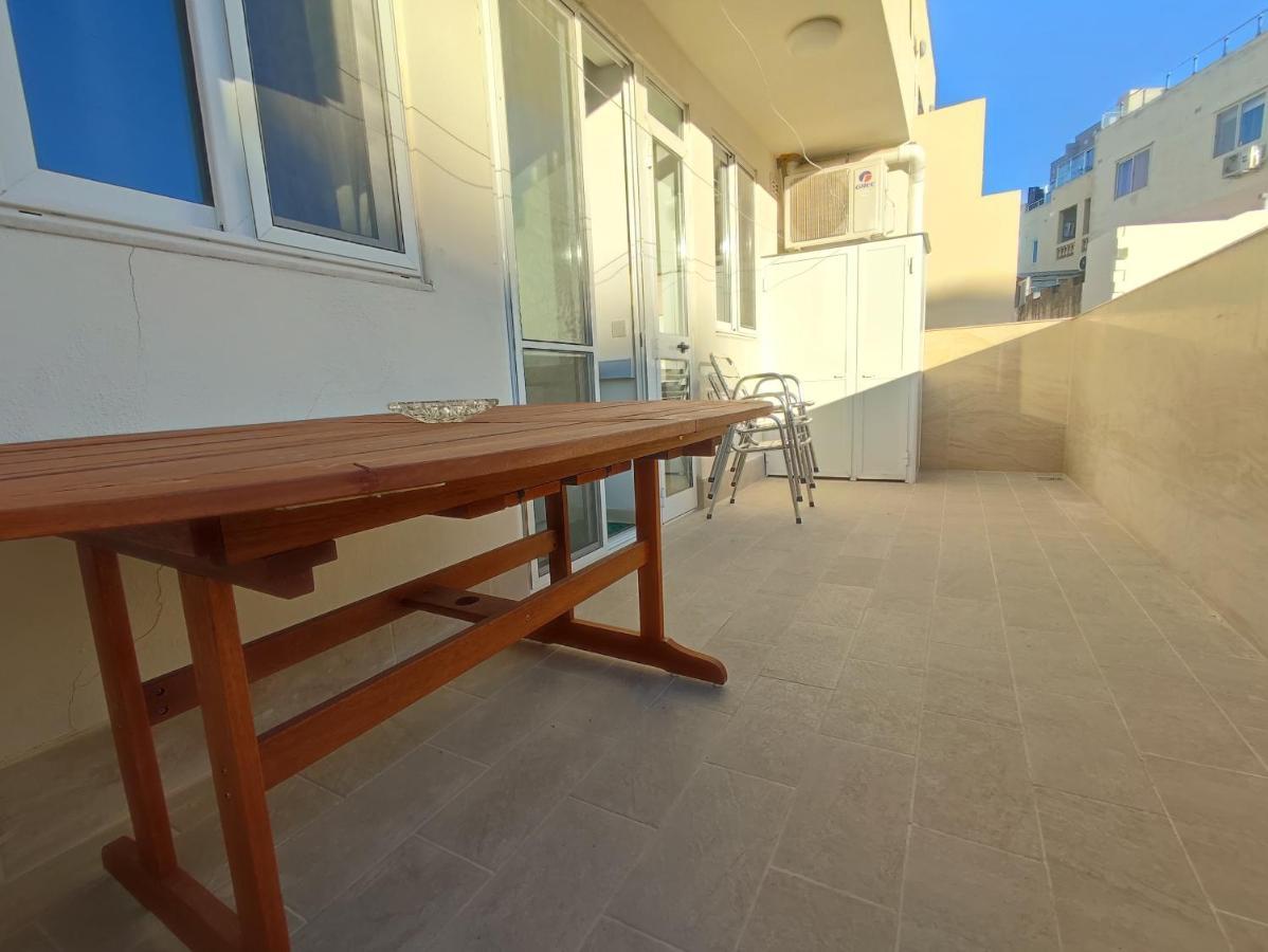 One Bed Room Apartment With Terrace Marsaskala Exterior photo