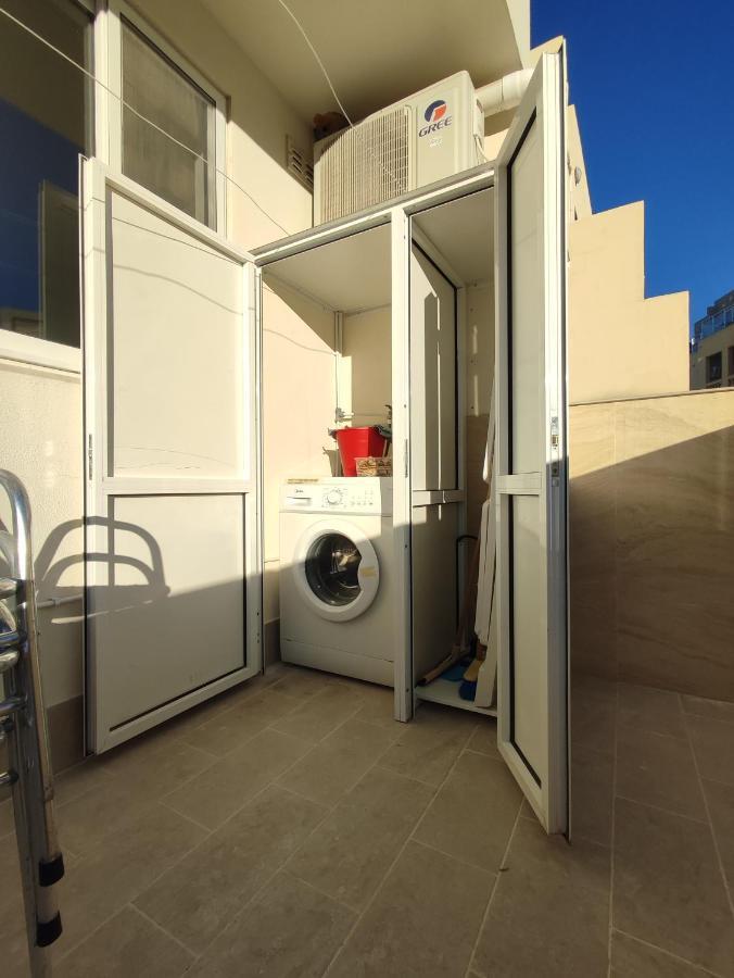 One Bed Room Apartment With Terrace Marsaskala Exterior photo
